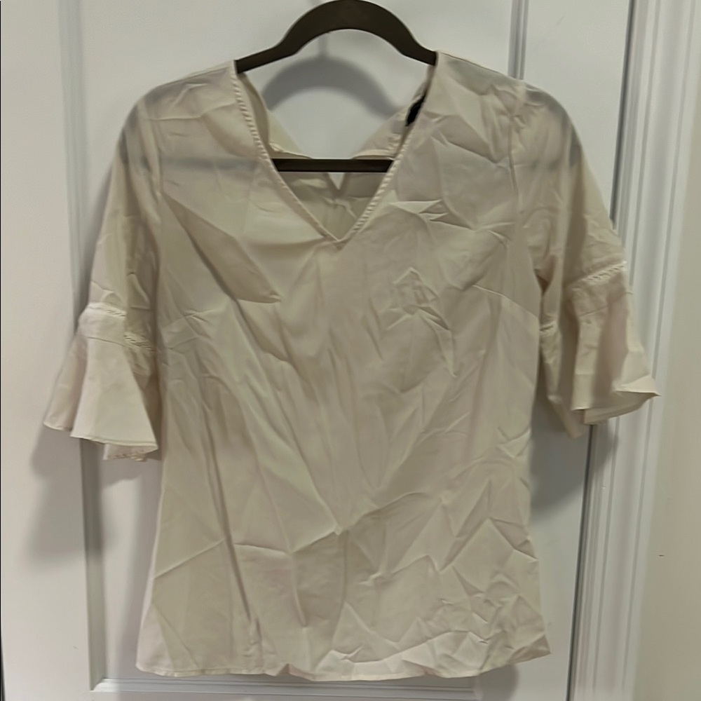 Banana Republic Cream Ruffled 3/4 Sleeve Blouse